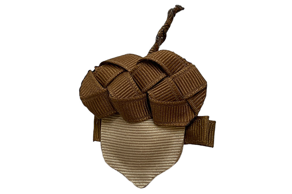Acorn Sculpture Bow