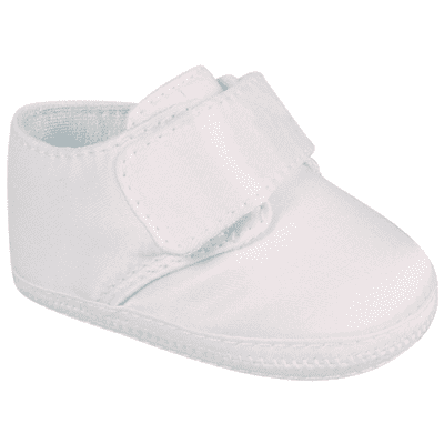 Baby deer 2025 white shoes