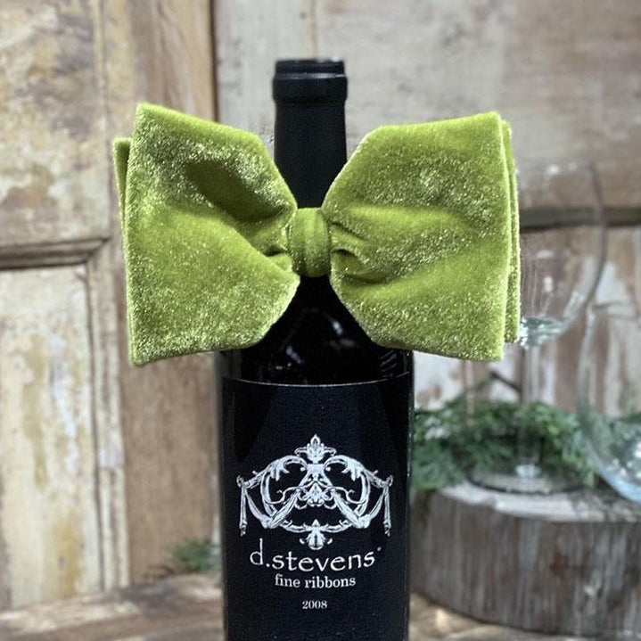 Grinch Green Velvet Bow Bottle Decoration